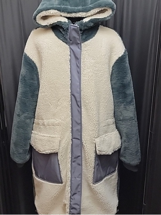 UGG Jackets & Blazers - NWOT UGG Two-Tone Hooded Letty Sherpa Multi Block XL Coat